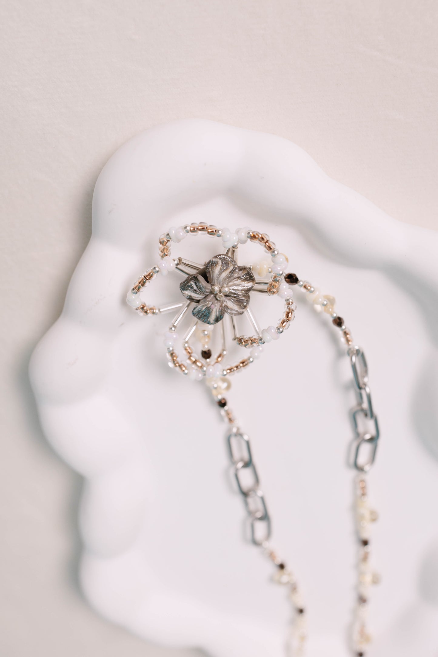 Flower-in-Flower Necklace (Brown)